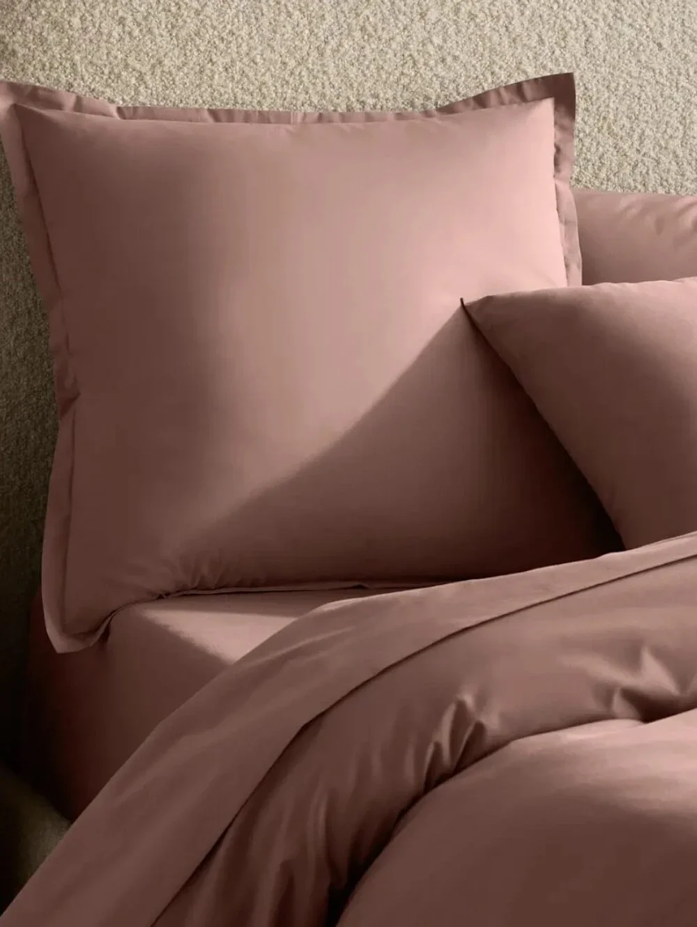 Quince Organic Crisp Percale Euro Sham - Fig